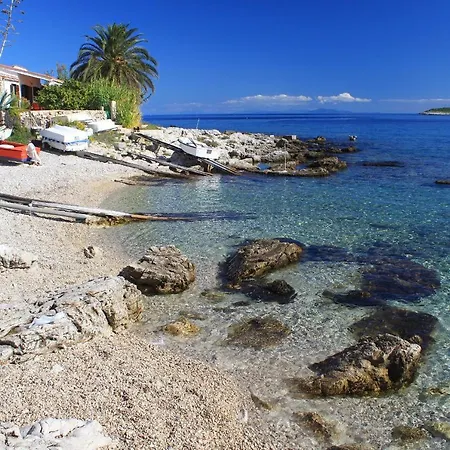 Seaside House Milna, - 8900 Feriehus Vis